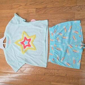 DOTS & DREAMS BRAND GIRLS BLUE "STARS" SHORT SLEEVES SLEEP SHIRT & SHORTS MEDIUM